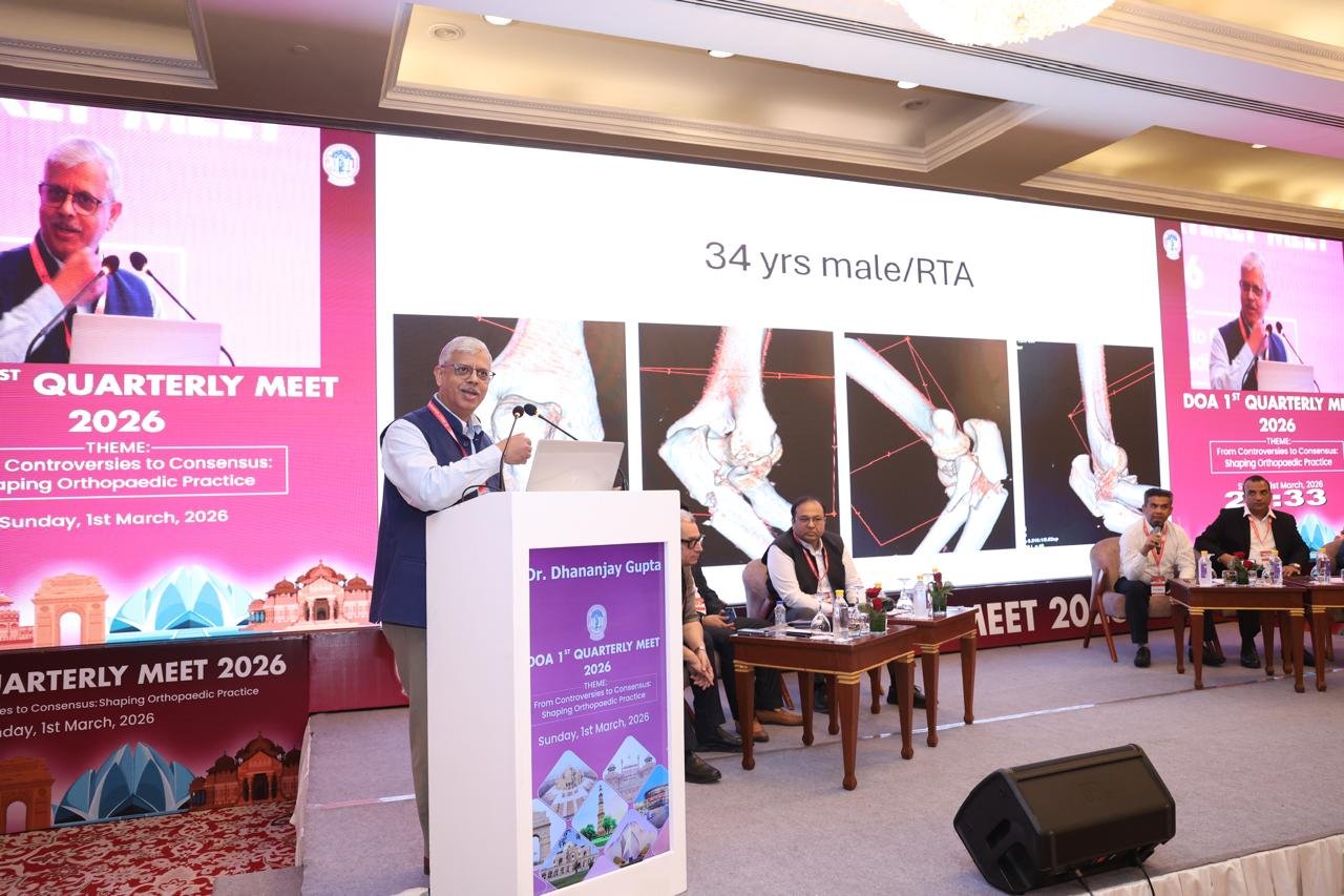 Dr. Dhananjay Gupta delivering an academic lecture at DOA 1st Quarterly Meet 2026